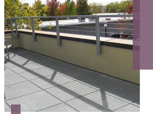 Металлические парапеты под ключ в Кропоткине: монтаж и изготовление