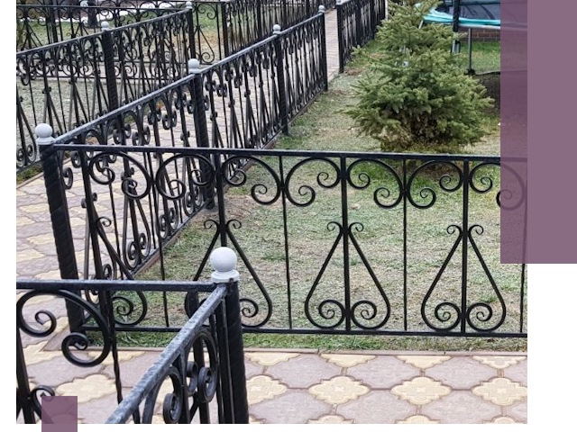 Кованые газонные ограждения под ключ в Кропоткине
